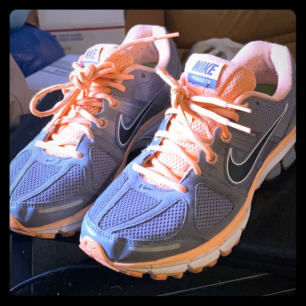 Nike air Pegasus 28 (Grey, Peach & Black)